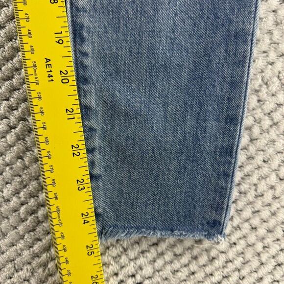 Levis Jeans Women 25 Blue Medium Wash Denim Stretch Wedgie Button Fly Skinny - Picture 12 of 16